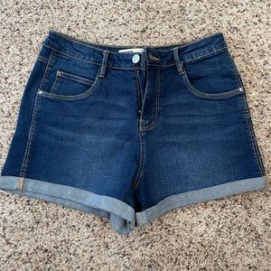 Short denim, high waist from Zara